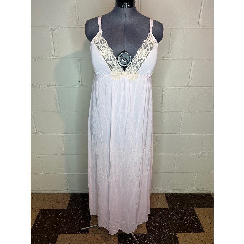 nightgown negligee deep V satin pink vintage